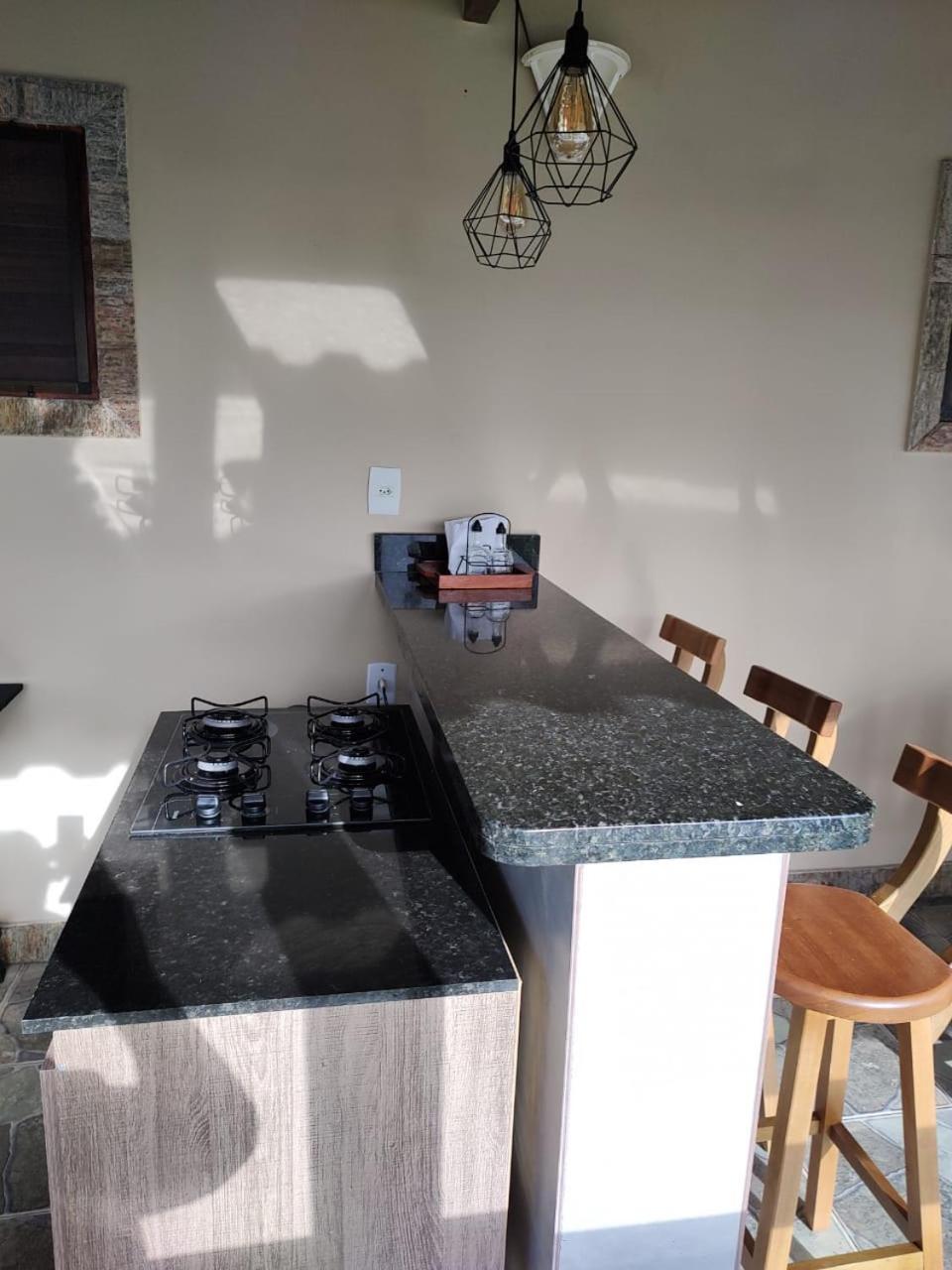 Casa Em Frente A Praia De Jacone 萨夸雷马 客房 照片